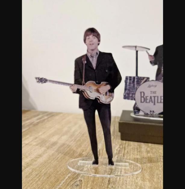 The Beatles figures clear plexi Paperback Writer Revolver. NO USA CUSTOMS FEES.