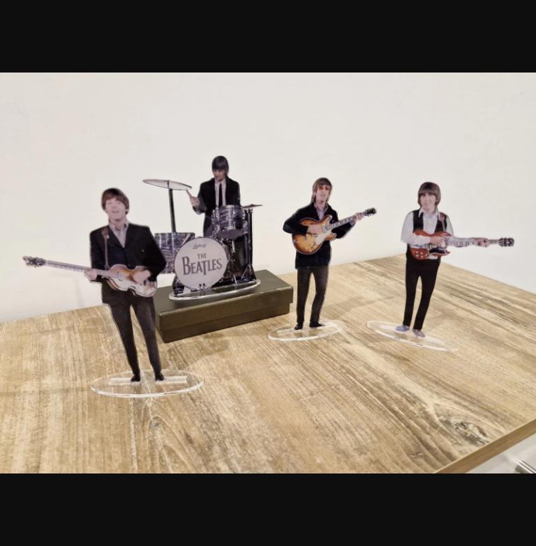 The Beatles figures clear plexi Paperback Writer Revolver. NO USA CUSTOMS FEES.