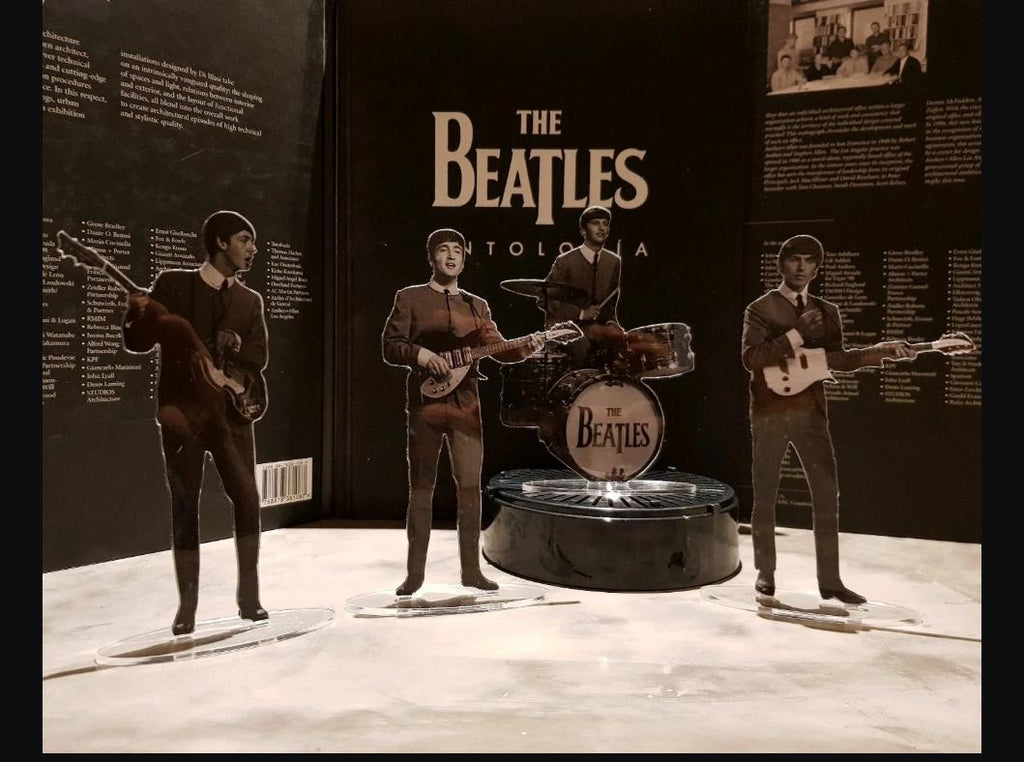 The Beatles figures cristal clear acrylic b&w. NO USA CUSTOMS FEES.
