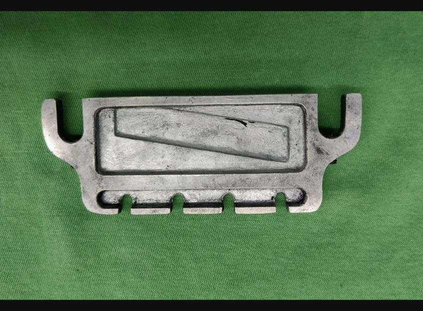 Tailpiece bridge for Gibson violin bass Eb-2 or Eb-3 project / restoration.