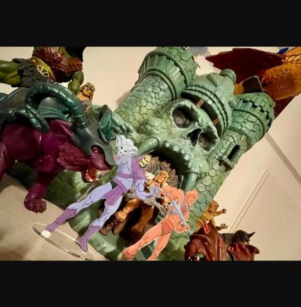 He-Man and Skeletor MOTU Filmation figures clear plexi They look incredibly real