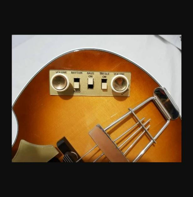 Custom golden pickguard and control panel set for Hofner 500/1 Violin Bass - DIY