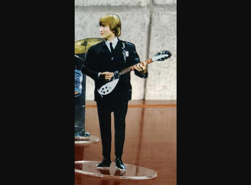 John Lennon 1964 standing figure cristal clear acrylic. He looks so real!