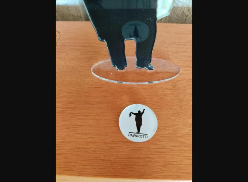 Luciano Pavarotti standing figure cristal clear acrylic. He looks so real!