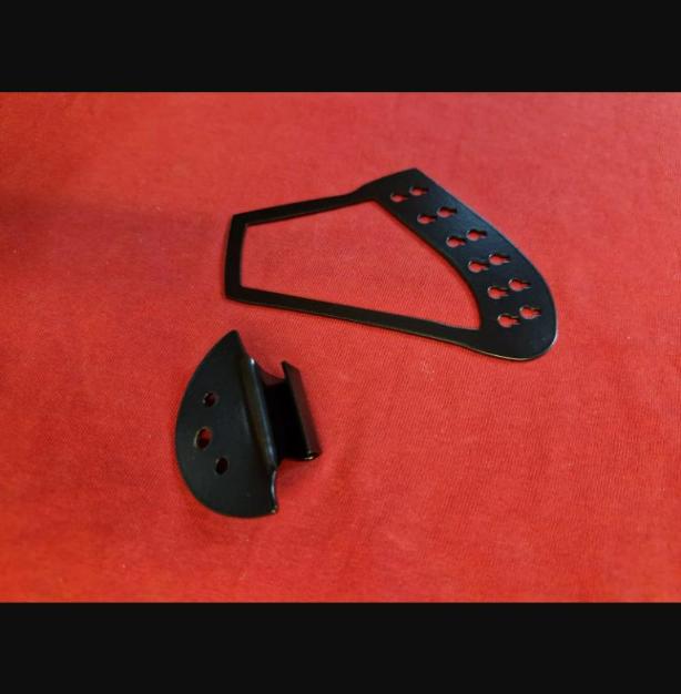 Black 12-string harp tailpiece + bracket to replace R tp for Rickenbacker guitar