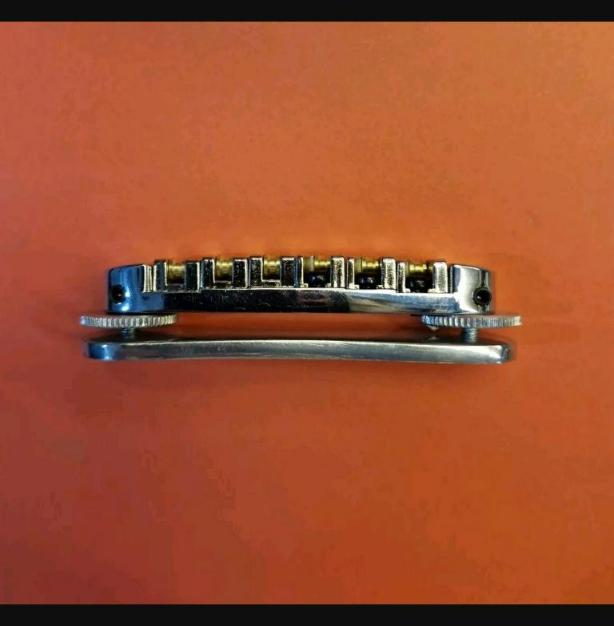 Tune-O-Matic roller saddles bridge on Bowtie base For Solid Body Rickenbacker