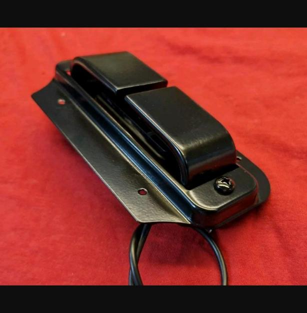 Black Horseshoe bridge pickup Replacement for Rickenbacker 4001 4001s 4003 bass