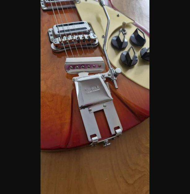 VIB-ROLA Vibrola Kauffman tremolo tailpiece for Rickenbacker 330, 360 Or Capri