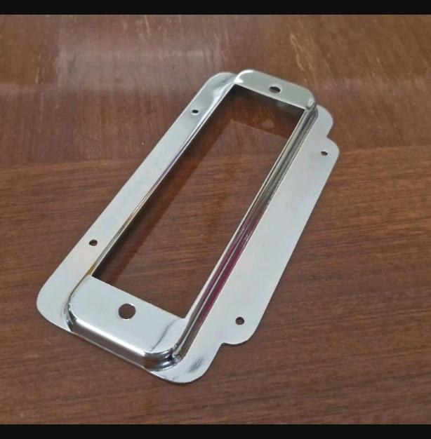 Treble bridge pickup mounting ring for Rickenbacker 4000 bass. No Customs Fees.