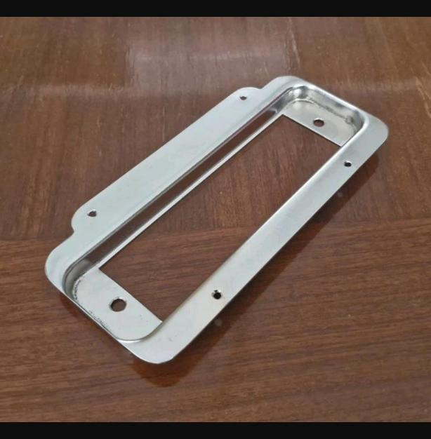 Treble bridge pickup mounting ring for Rickenbacker 4000 bass. No Customs Fees.