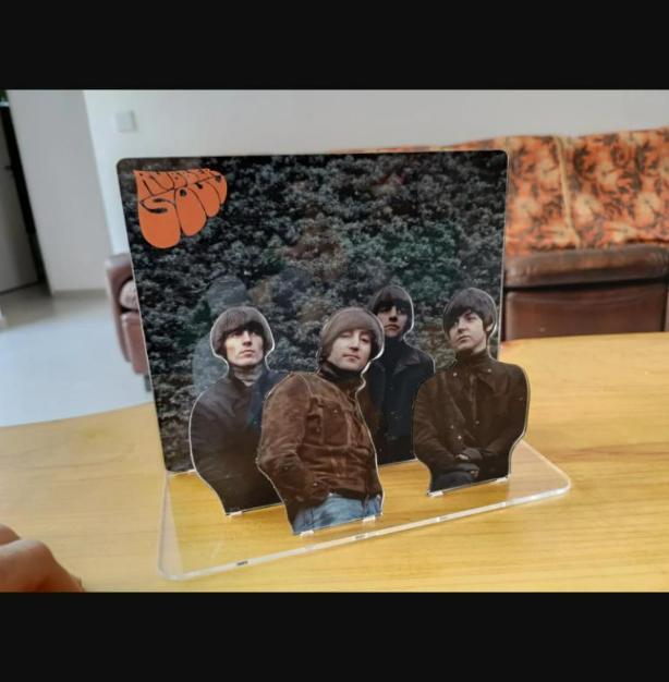 The Beatles Rubber Soul plexi diorama. Watch the video at description.