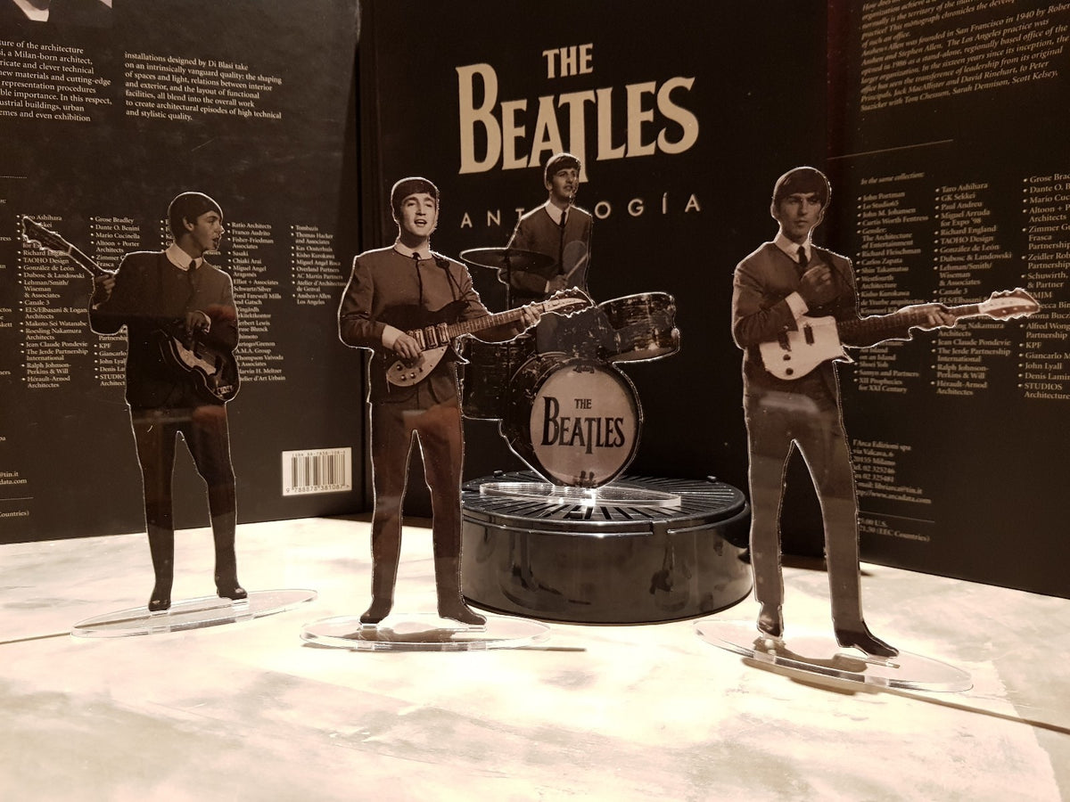 The Beatles figures cristal clear acrylic b&w. NO USA CUSTOMS FEES.