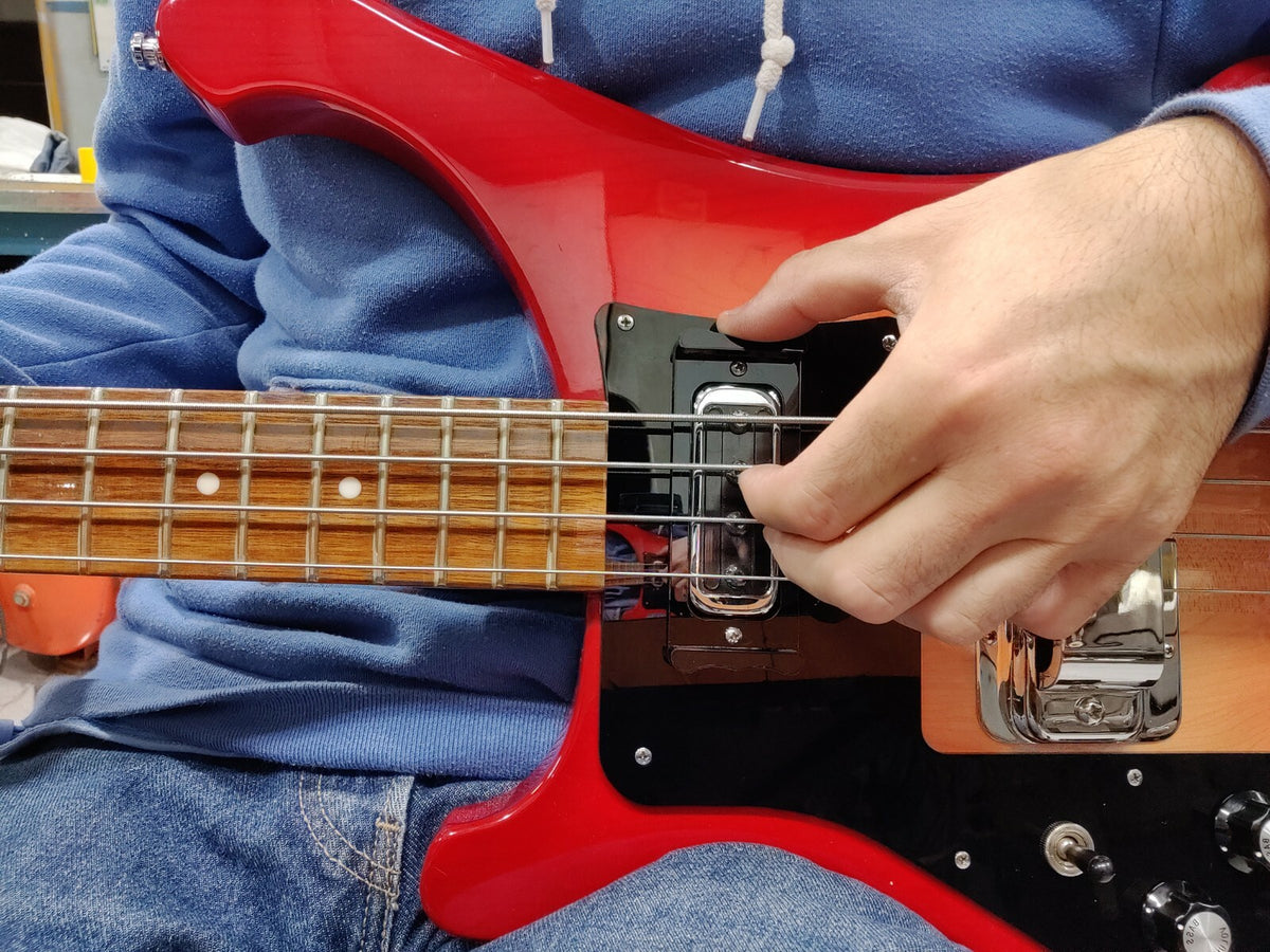 2 position black thumbrest for Rickenbacker 4001, 4003 all bass Models. No mods.