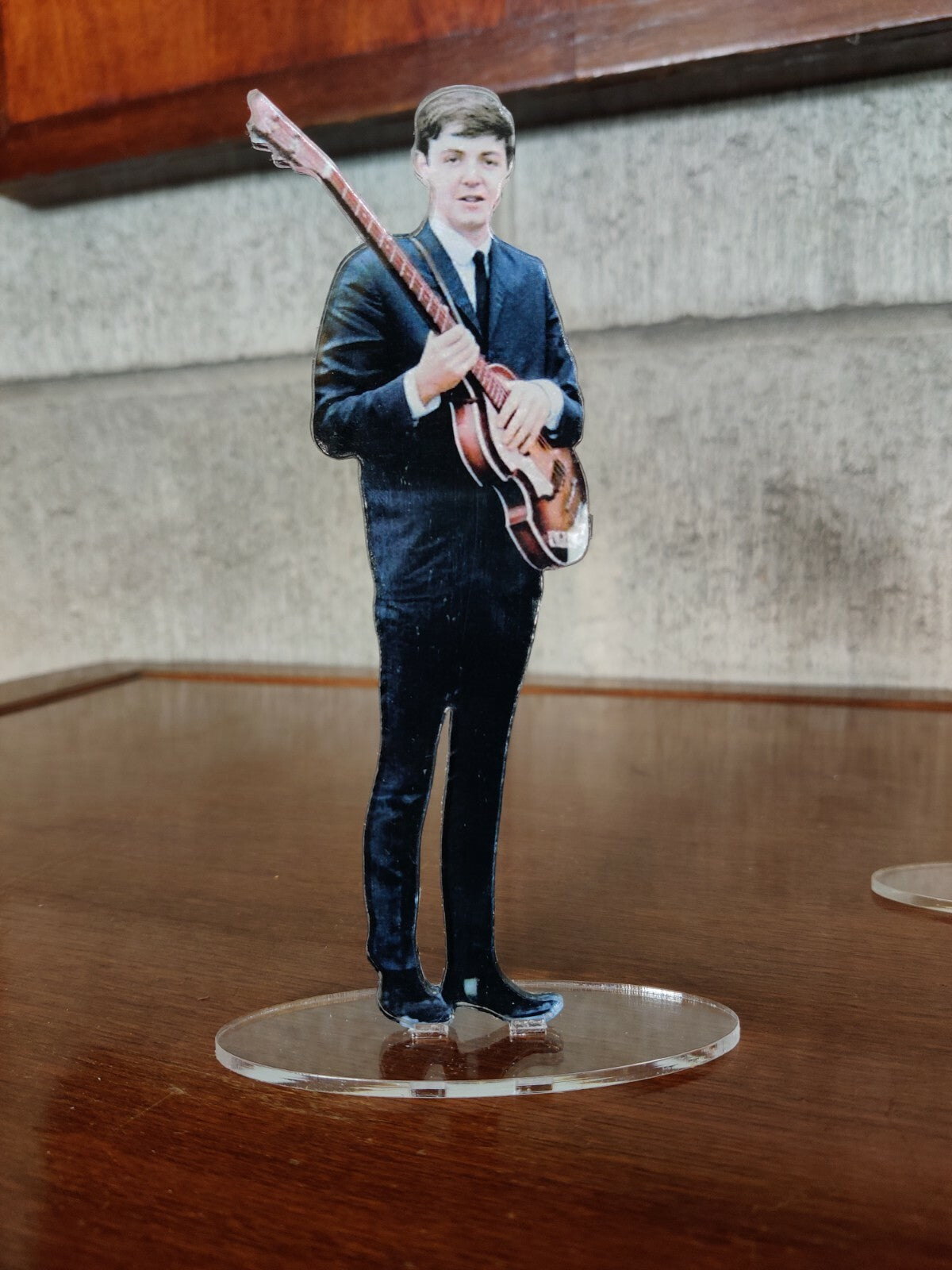 The Beatles First Era figures clear plexi + color picture. NO USA CUSTOMS FEES.