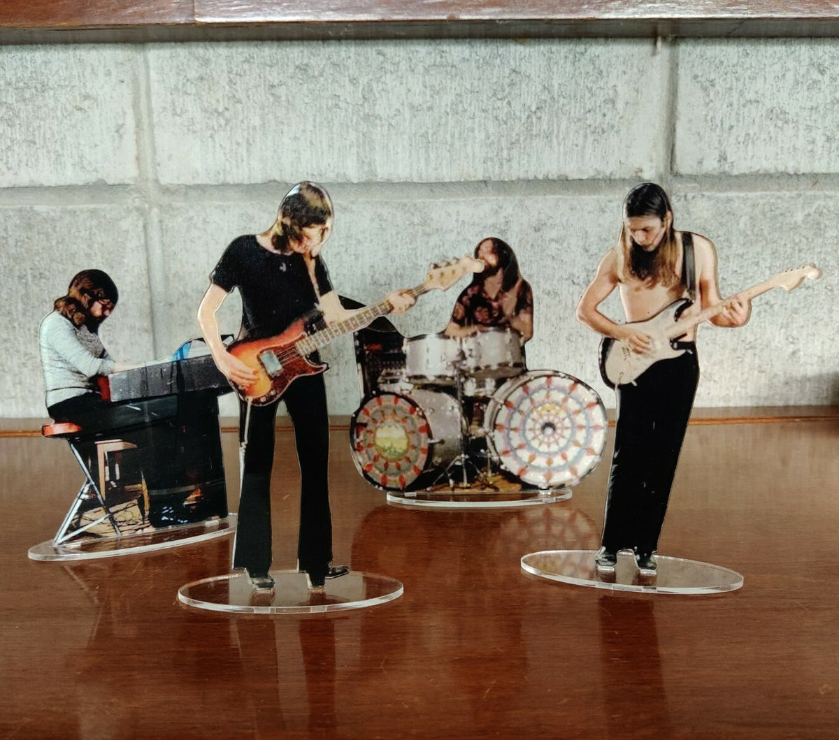 Pink Floyd 1971 figures cristal clear acrylic color. They look incredibly real!