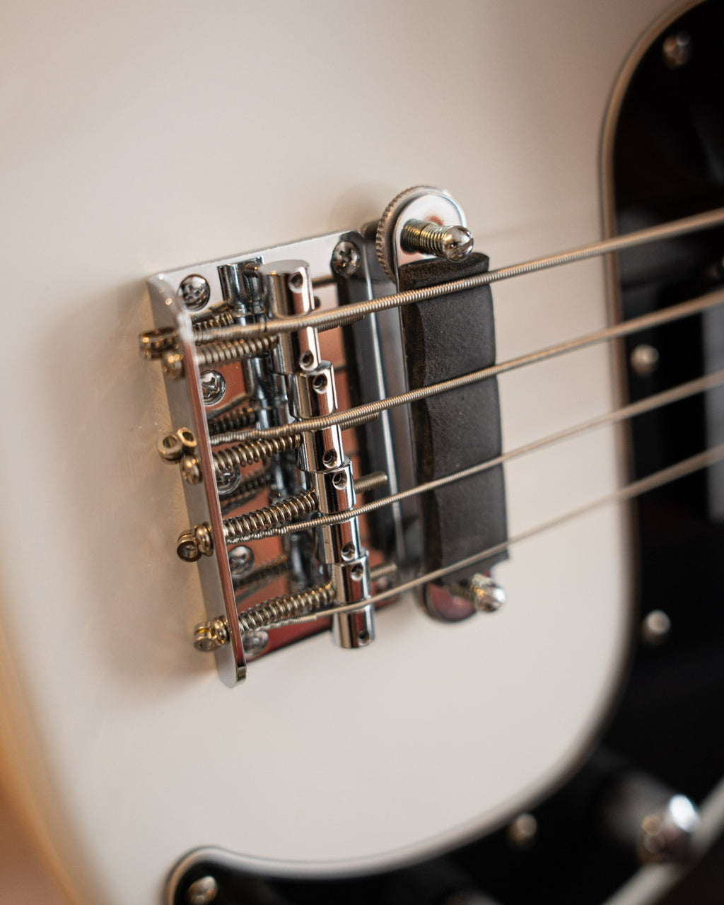 High Quality Mute System For Fender Jazz Bass Or Precision (New Product)