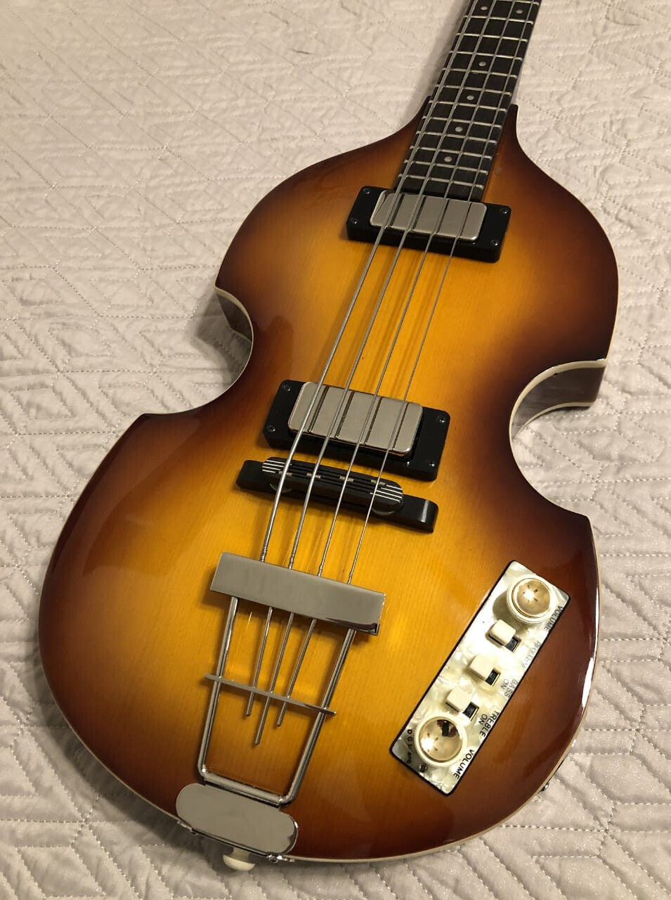 Pickup mounting ring for upgrade Hofner Icon Ignition series with german pickups