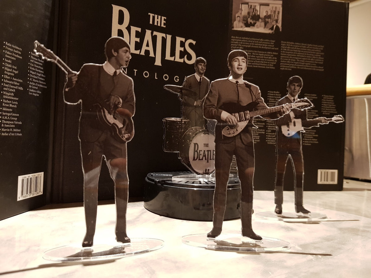 The Beatles figures cristal clear acrylic b&w. NO USA CUSTOMS FEES.