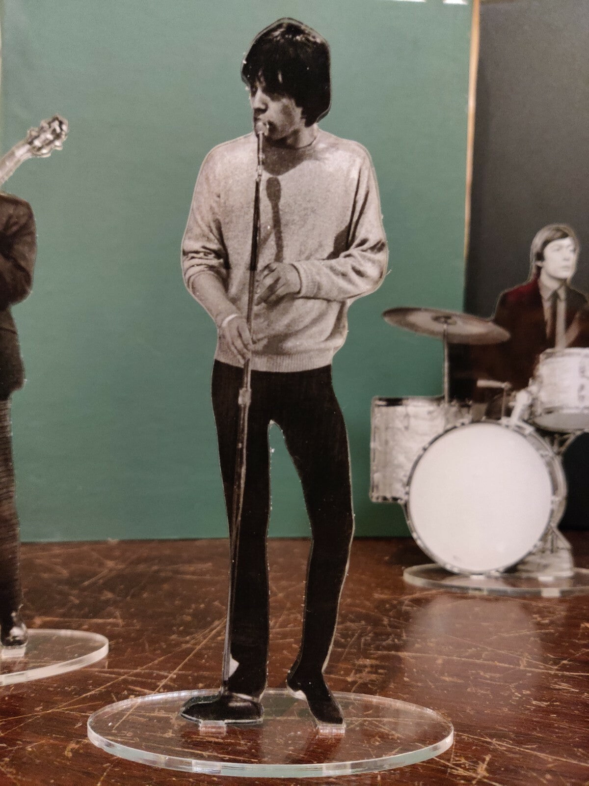The Rolling Stones standing figures cristal clear acrylic. Look incredibly real!