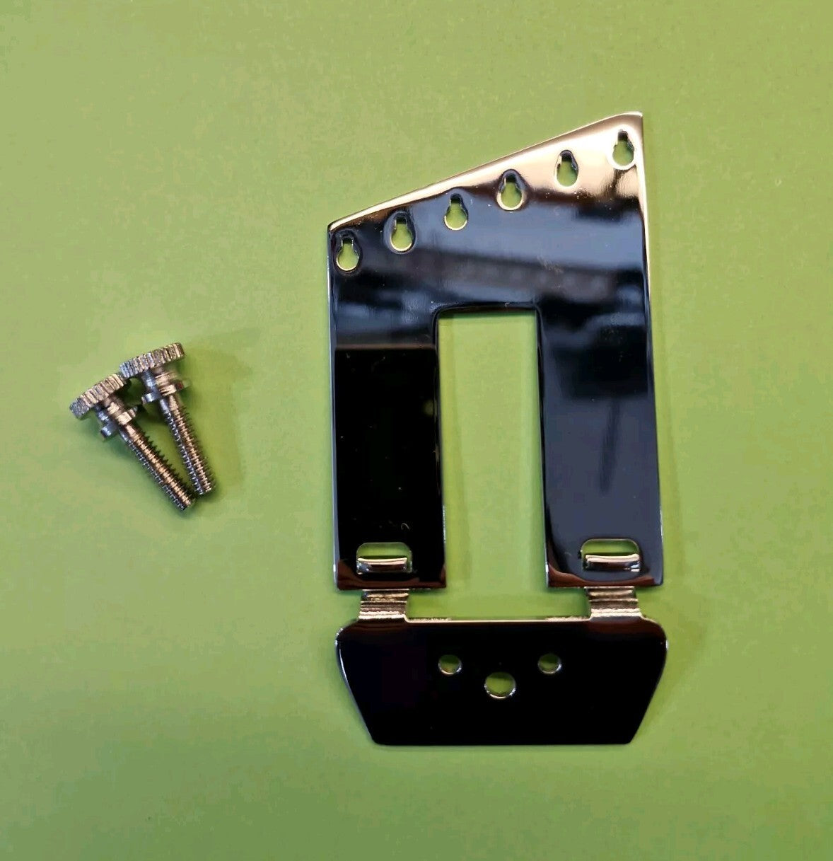 6-string trapeze tailpiece and bracket to replace Rickenbacker R + 2 Strap bolts