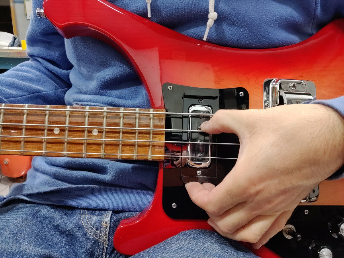 2 position black thumbrest for Rickenbacker 4001, 4003 all bass Models. No mods.