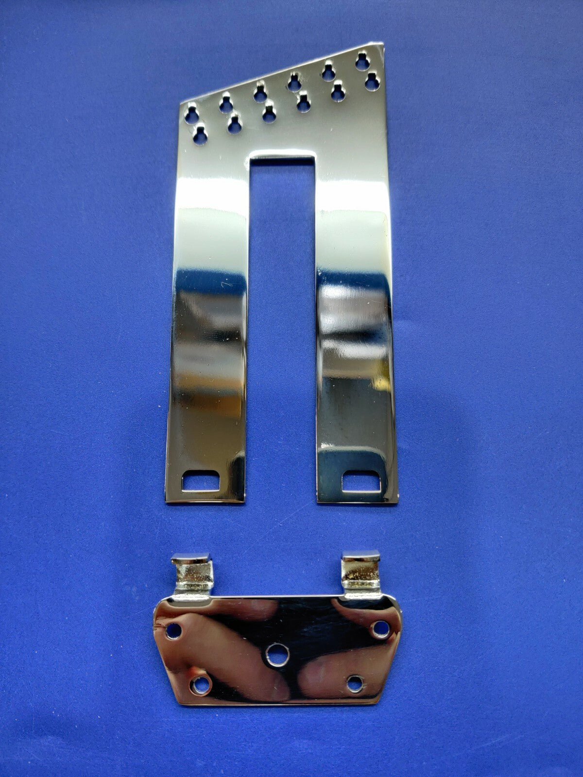 Long 12-string chrome trapeze tailpiece + reinforced bracket for Rickenbacker.