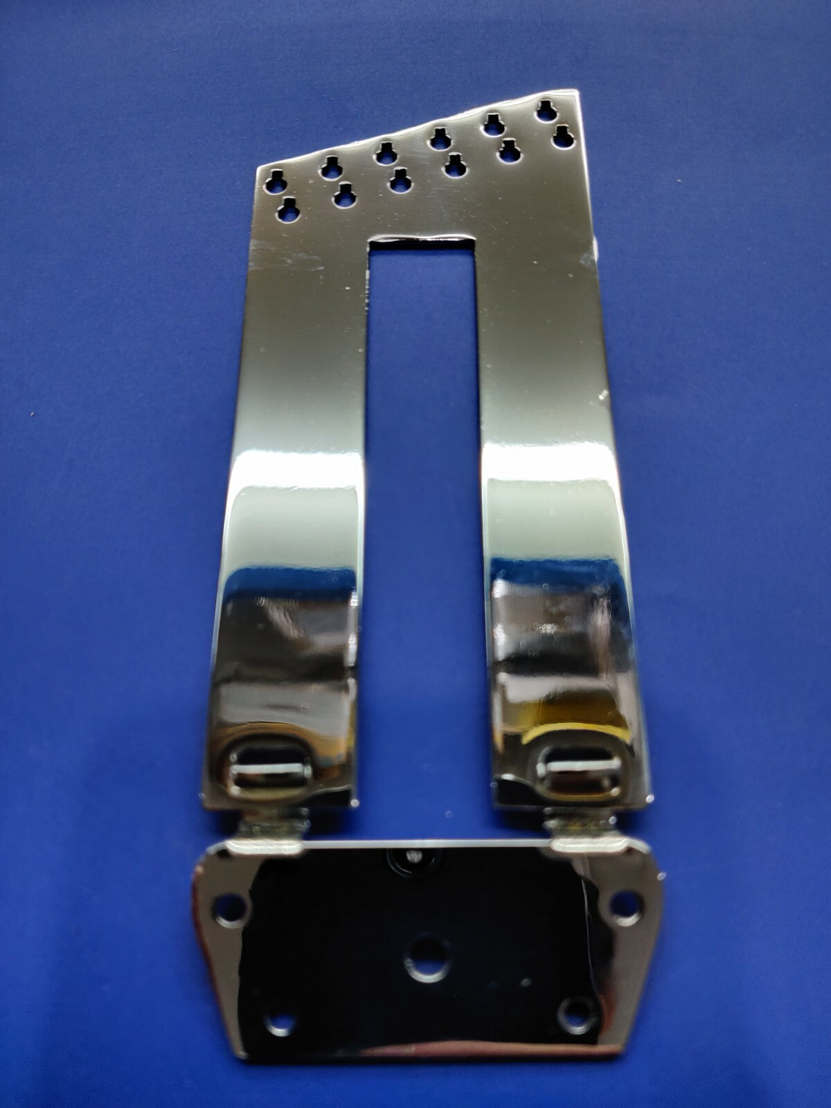 Long 12-string chrome trapeze tailpiece + reinforced bracket for Rickenbacker.