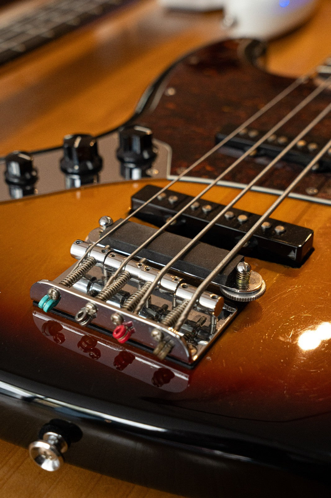 NO MOD High Quality Mute System For Fender Jazz Bass Or Precision (New Product)
